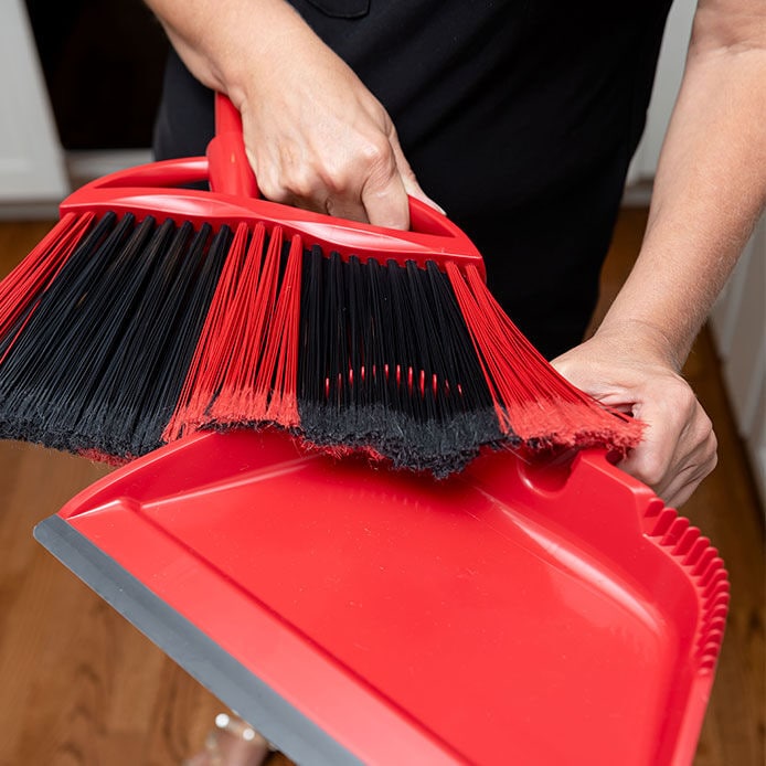 O-Cedar PowerCorner One Sweep Large Broom with Step-On Dust Pan